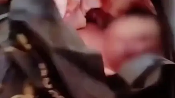 فیلم لحظه نجات نوزاد تازه‌متولدشده از مقابل شیرخوارگاه