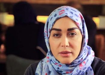 عکس های جدید عروس محمد علیزاده با کت سفید و گل سینه طلا / تغییرات چهره مصنوعی شده ی سارا منجزی پور پس از زایمان  !