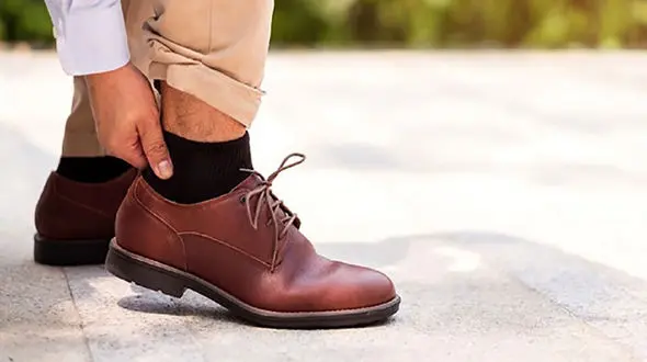 چرا موقع راه رفتن پایمان درد می گیرد؟