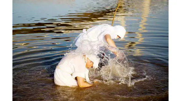 عروس و دامادهای رودخانه کارون هرگز طلاق نمی گیرند! +  عکس