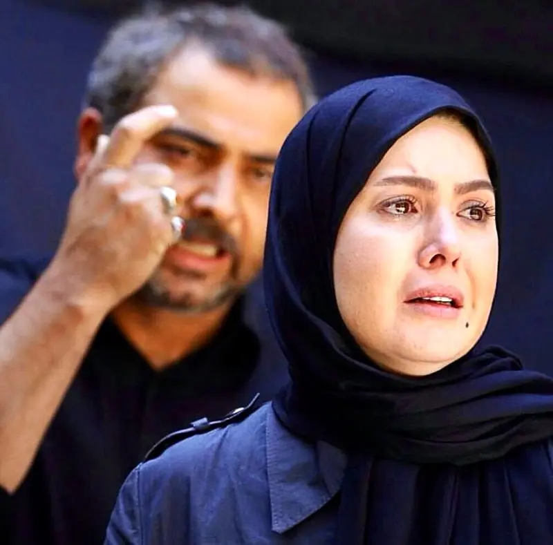 نازنین کریمی در چتر عاشقی