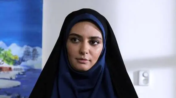 تغییر فوق زیبای  فرزانه سریال دلدادگان + جدیدترین عکس لیندا کیانی در گلاب گیری کاشان 