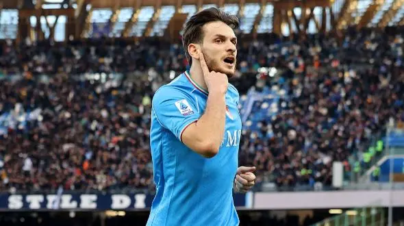 این ستاره هم قهرمان سری آ شد و هم لیگ فرانسه!