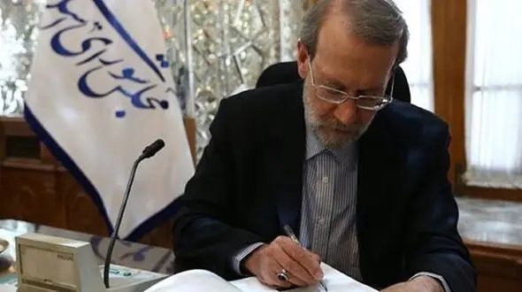 علی لاریجانی به ولایتی تسلیت گفت