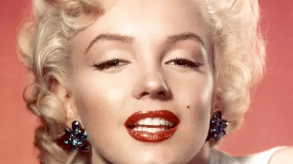 مرلین مونروی ایرانی کیست؟ / این خانم بازیگر ایرانی باید جای آنا د آرماس بدل مرلین مونرو می شد!