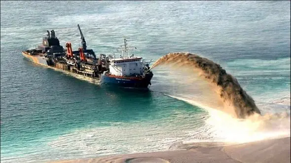 پاسخ گمرک کشور به ادعای قاچاق خاک ایران / آخرین آمارها از صادرات خاک ایران + فیلم 