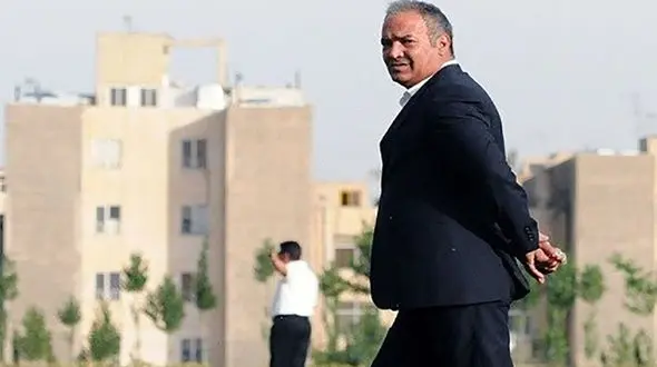 حمله یک پیشکسوت به جواد نکونام/ فرار به جلو را فراموش کن! 