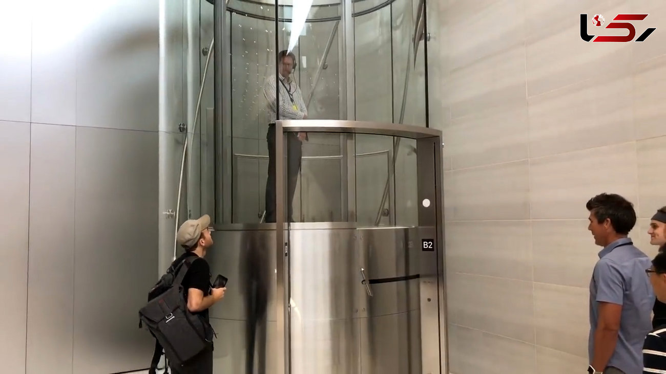 طراحی شگفت‌انگیز آسانسور چرخشی سالن استیو جابز + فیلم