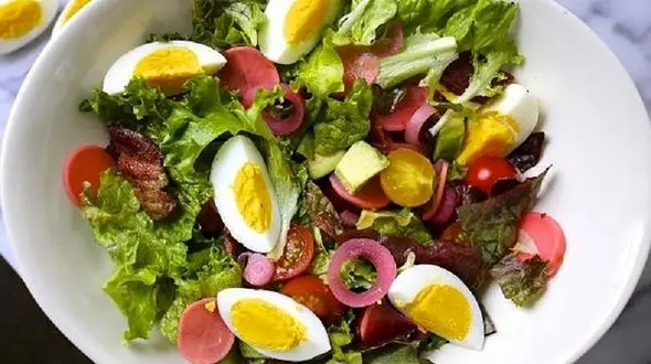 سالاد تخم مرغ و طرز تهیه 