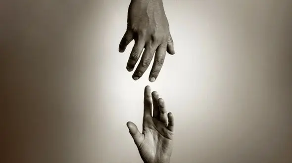 خودکشی دختر کازرونی از روی پشت بام ساختمان