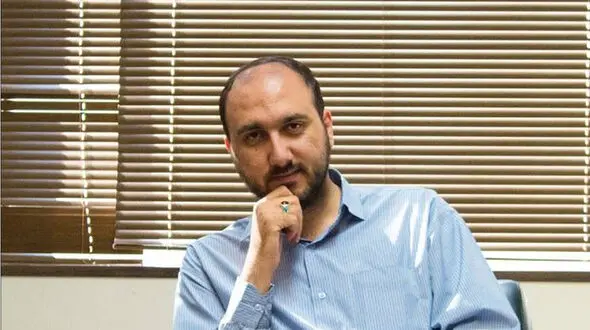 ناگفته های مدیر شبکه 3 از مجری های پر طرفدار و حاشیه ساز / رضا گلزار به انقلاب و نظام علاقه‌مند است