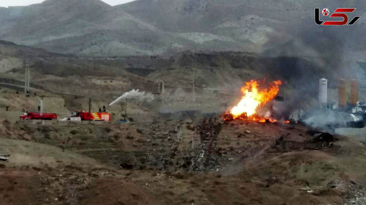 آتش سوزی  انبار کپسول گاز  جاده تهران_ رودهن  را بست + عکس 