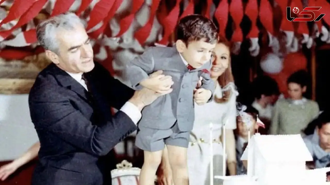 عکس سفر در زمان /  روز تولد لیلا پهلوی ../ خوشحالیم همانطور که میخواستیم چهرامین فرزندمان دختر است /  سال 1349
