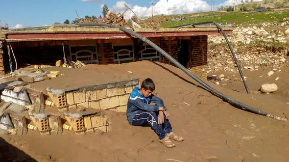 ویرانی 55 مدرسه در سیل لرستان