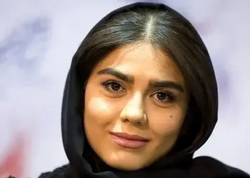 فیلم / آزاده زارعی، سیندرلای آوای باران : مردم دلشون برای من میسوزه چون... / همه منتظرن منم عروس بشم .../ الان دیگه کی به ازدواج فکر میکنه؟! ... هنوز ....