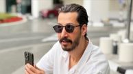 فیلم آواز باشکوه بهرام افشاری با آهنگ معروف سیاوش قمیشی / با همراهی گیتار ! 