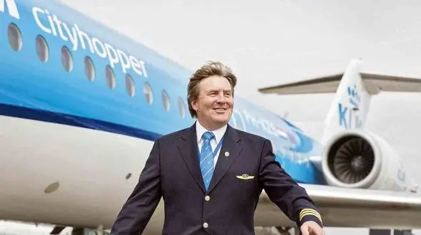 خلبانی که پادشاه بود!