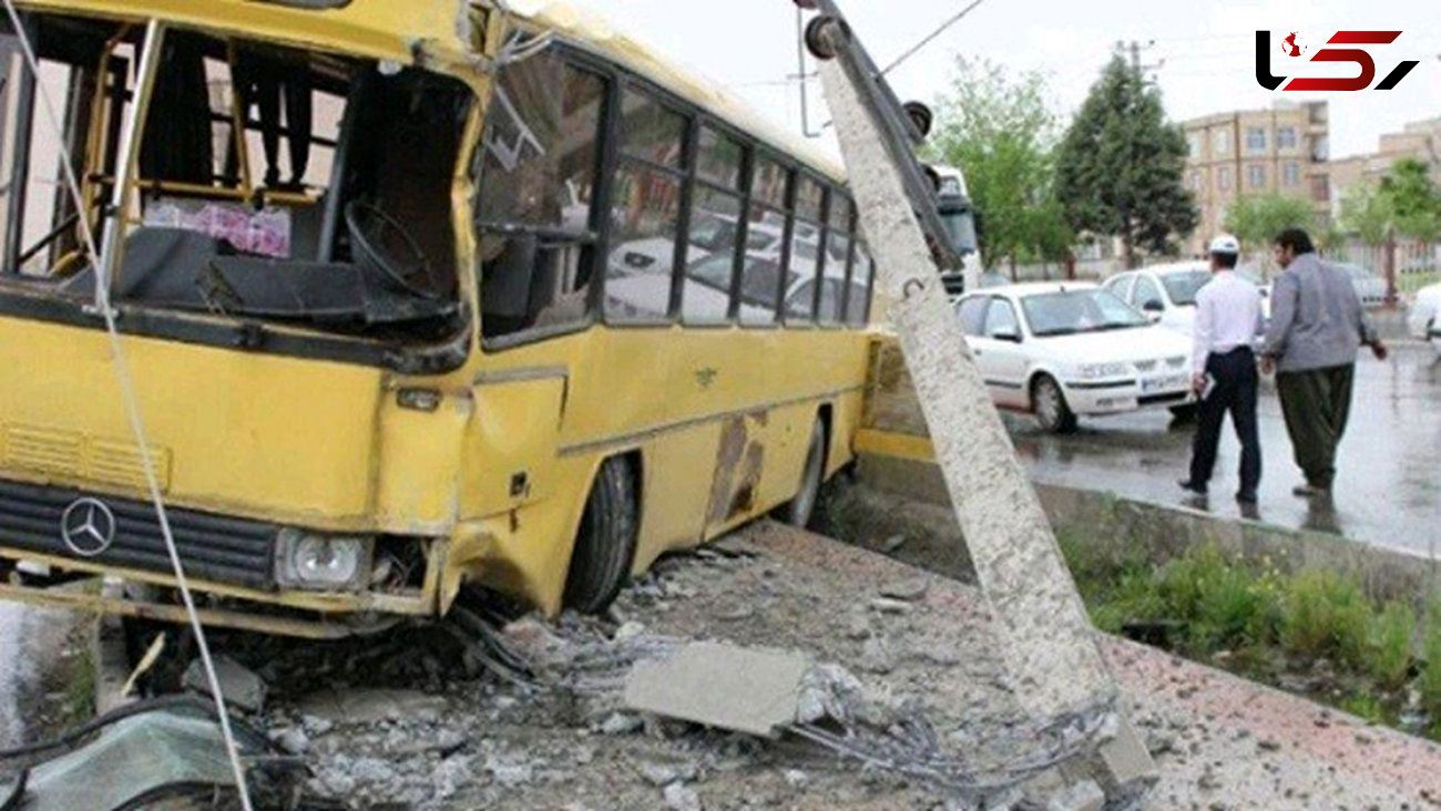 29 قربانی در فاجعه مرگبار برخورد اتوبوس با تیر چراغ برق / در کرج رخ داد+ عکس