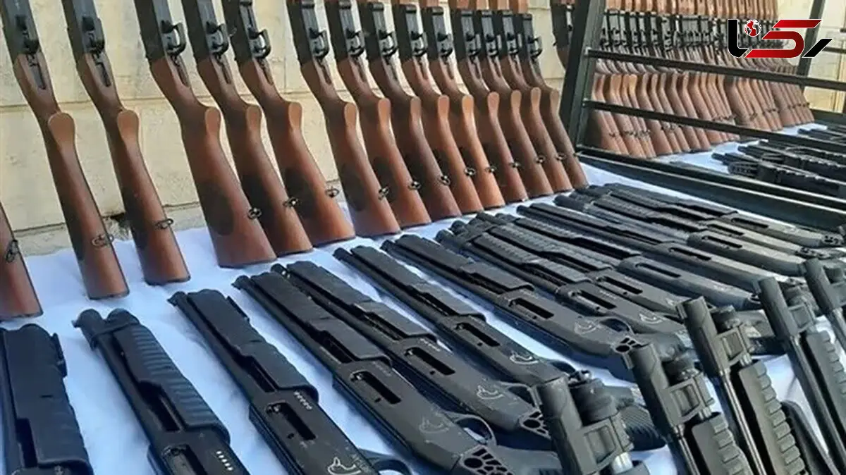 بازداشت 4 مرد که در کار قاچاق انواع اسلحه و مهمات بودند / در مشهد فاش شد