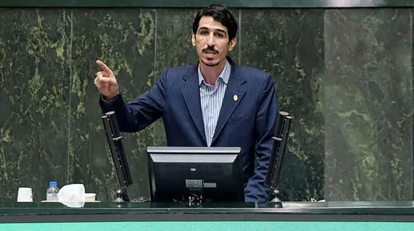 وزیر نفت یک ماه قبل استعفا داده بود/ چرا وزیرنفت خانه نشین شد ؟