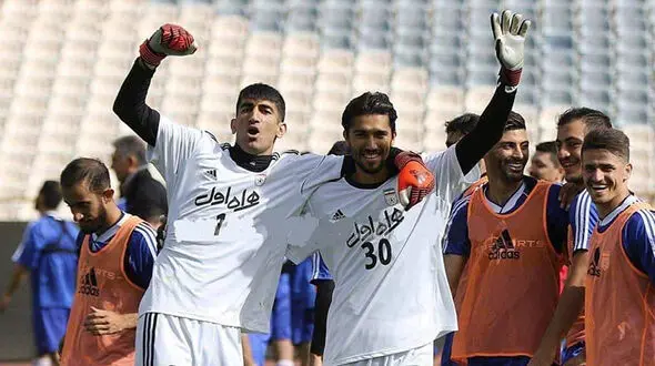 از «منم» ناصر حجازی تا درگیری بیرانوند با شجاع 