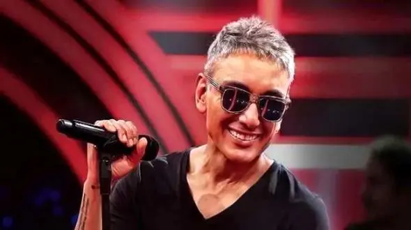 شادمهر عقیلی با انتشار تصویری از دخترش ملینا، احساسات هواداران را برانگیخت / عشق پدرانه در یک قاب!