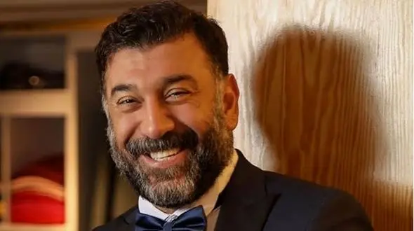 یادی کنیم از جشن تولد غم‌انگیز علی انصاریان بر سر مزارش