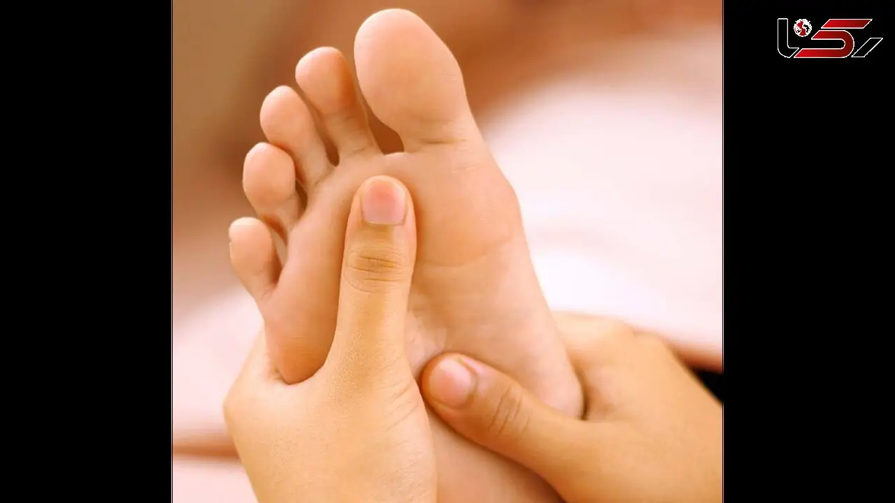 چرا کف پا ترک می خورد؟/شایع ترین علت ها