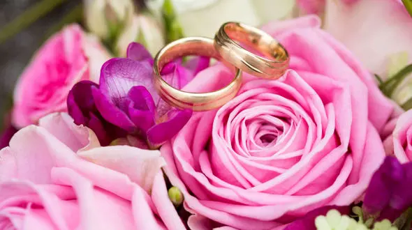 دردسر ثبت اشتباهی نام شوهر دختر جوان در شناسنامه !+عکس