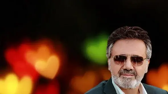 دانلود آهنگ دوتا صندلی چوبی معین / من از این دنیا چی می خوام..