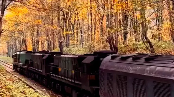 از ایستگاه راه آهن شیرگاه تا بارسلون اسپانیا گرفتار سیل و طوفان