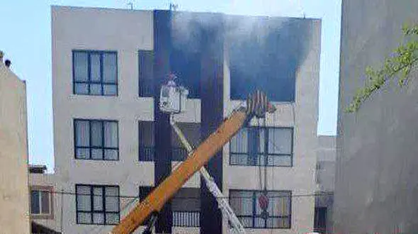 مرگ جگر سوز آتش نشان فداکار در صحنه رزم با آتش 