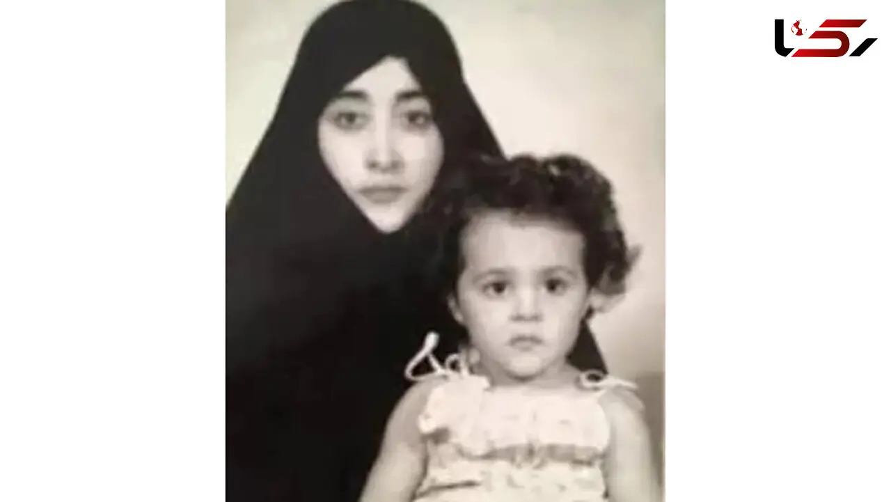 فیلم مصاحبه خاطره انگیز با حمیرا  و شوهرش در خانه زیبایشان قبل انقلاب توسط منوچهر نوذری با قیافه ای جوان  