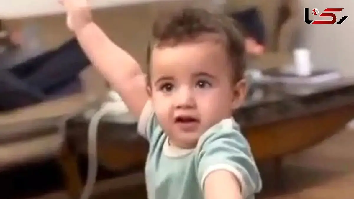 فیلم آوازخوانی شاد/ پسربجه خردسال یک اینچی یطوری آذری میرقصه هر کی دیده قربون صدقه رفته واسش