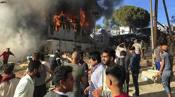 مرگ آتشین یک کودک در اردوگاه پناهجویان
