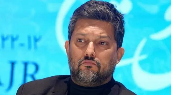 به بهانه شروع اکران فیلم «پیر پسر»، نگاهی داشته باشیم به تصویری کمیاب از حامد بهداد به همراه مادر باکلاسش + عکس