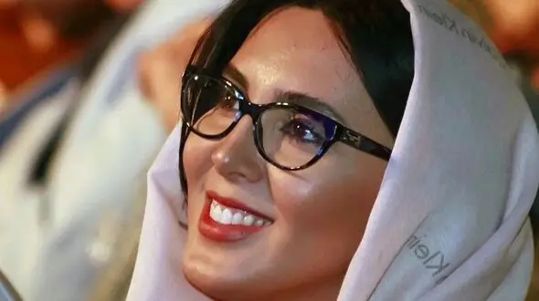 عکس ها / نگاهی به چیدمان شیک کاخ دوبلکس لیلا بلوکات نفرتیتی سریال یوسف پیامبر»  / از مبلمان مینیمالی تا چراغ آویز سقفی از اکسنت وال تا کاناپه تلفیقی از سنگ و...
