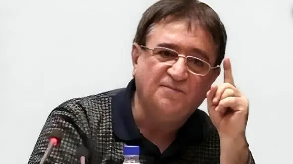 فیلم/ دکتر انوشه روانشناس معروف: دلتنگی واسه کسیه که مرده، کسی که خودش نخواسته کنارت باشه حتی ارزش فکر کردنم نداره... !