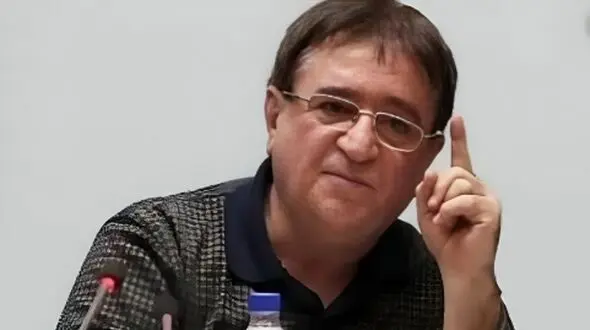فیلم/ دکتر انوشه روانشناس معروف: دلتنگی واسه کسیه که مرده، کسی که خودش نخواسته کنارت باشه حتی ارزش فکر کردنم نداره... !