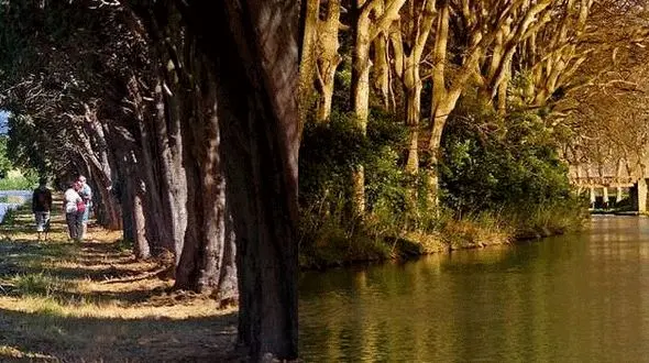 کانالی زیبا و شگفت انگیز  بین دو دریا + عکس های دیدنی
 