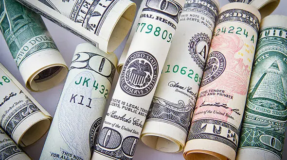 قیمت دلار و قیمت یورو امروز چهارشنبه 15 اردیبهشت + جدول