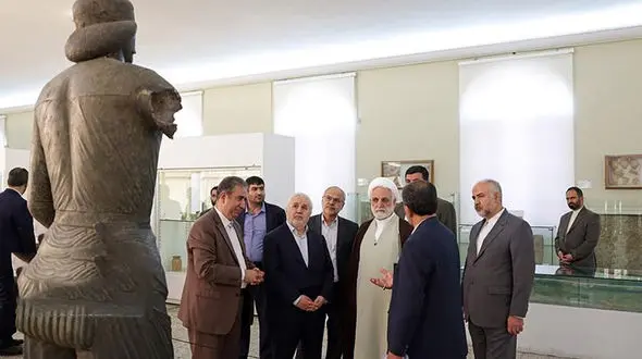 دقت نظر رئیس قوه قضاییه درباره اهمیت حفظ اصالت تمدنی ابنیه تاریخی و جلوگیری از انتقال آنها
