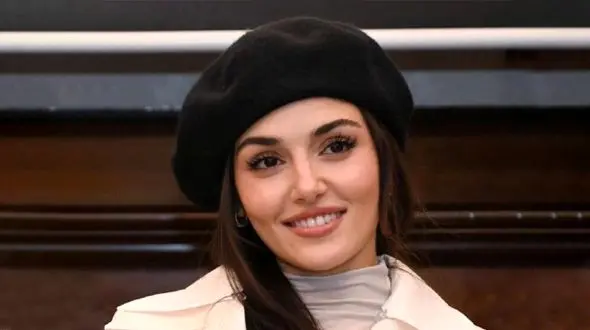 تصویر زیباترین زن ترکیه روی جلد مجله مشهور دیده شد