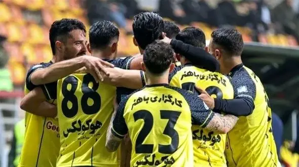 جدول نیم فصل اول لیگ برتر با قهرمانی سپاهان / پرسپولیس در جایگاه دوم