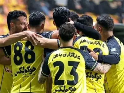 جدول نیم فصل اول لیگ برتر با قهرمانی سپاهان / پرسپولیس در جایگاه دوم