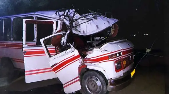  واژگونی خونین مینی‌بوس کارگران در گرمسار + جزییات