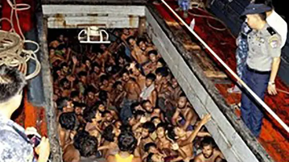 دستگیری یک کارگردان به اتهام قاچاق انسان