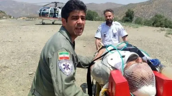 عملیات نفس‌گیر نجات در کوهستان سروآباد / یک نفر در دم جان باخت