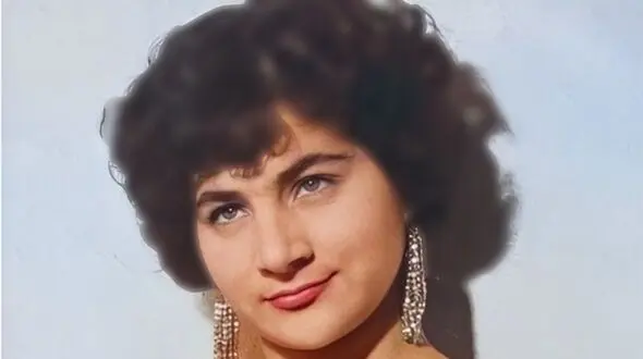 خواننده ترانه باباکرم را بشناسید / نگاهی کوتاه به سرنوشت آفت (ملوک آغوز) + عکس ها و بیوگرافی