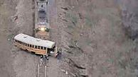 فاجعه مرگبار بر اثر برخورد قطار با اتوبوس مدرسه+ عکس